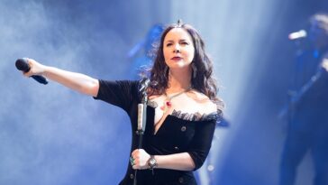 Şebnem Ferah - Deli Kızım Uyan şarkı hikayesi