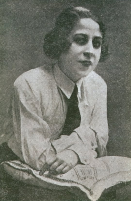 Afife Jale Kimdir? 7 afife jale 5577